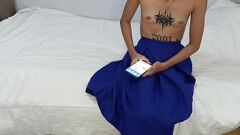Afspelen Magere brunette babe in smerige footjob en poesje eten actie