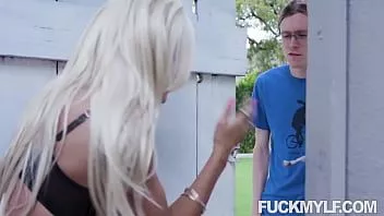 Oynat Komşusu çocuk oyuncak brittany andrews, conor coxxx