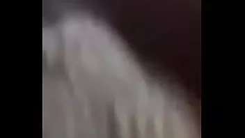 Reproduzir Garota fodida por seus colegas de classe depois da escola