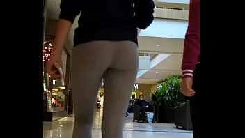 Oynat Inanılmaz jiggle ganimet candid tozluk ile genç