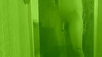 播放 早上洗澡经常射在玻璃上