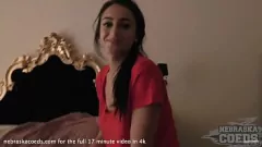 Reproduzir Recheio de buceta Glowstick do jovem Egle e escancarado