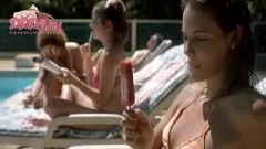 Riproduci Scena di nudo esplicito del 2018 di Laura Neiva da DesNude Movies S01E08 su PPPSTV