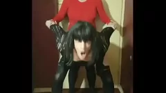 Riproduci Crossdresser condivide momenti intimi dal culo alla bocca nella seconda parte della raccolta