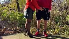 play BBW MILF devient pervers en public avec le beau-fils en droit