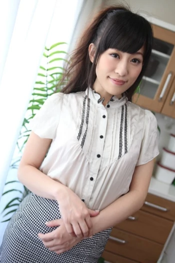 قناة Yui Kyouno