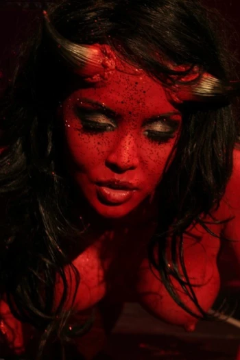 अभिनेता Devil
